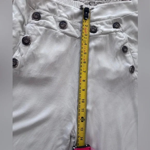 Button-Accent Wide Leg Pants - - Picture 4 of 7